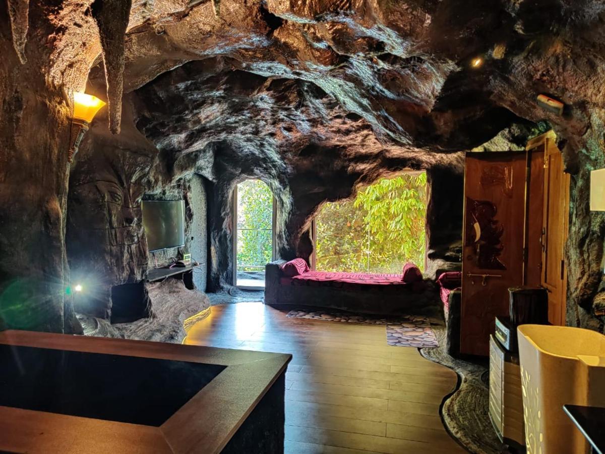 Rai'S Coorg Cave House Villa Madikeri Luaran gambar